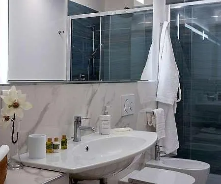 Hotel Palace *
