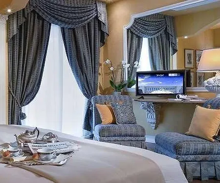 Palace Hotel