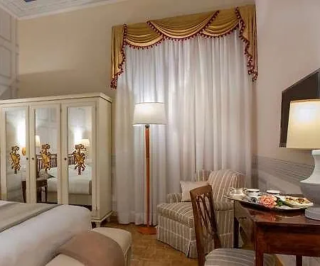 Palace Отель *